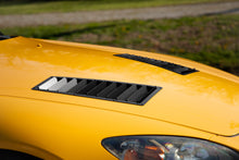 Load image into Gallery viewer, Honda S2000 Hood Louvers